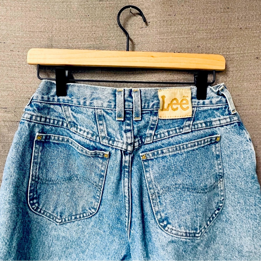 Vintage Lee Light Wash Denim High Rise Mom Jeans Size 12